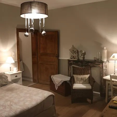 Le Clos De La Braquenniere Bed and breakfast Dourlers
