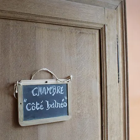Le Clos De La Braquenniere Bed and breakfast Dourlers
