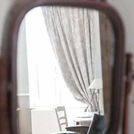 Le Clos De La Braquenniere Bed and breakfast